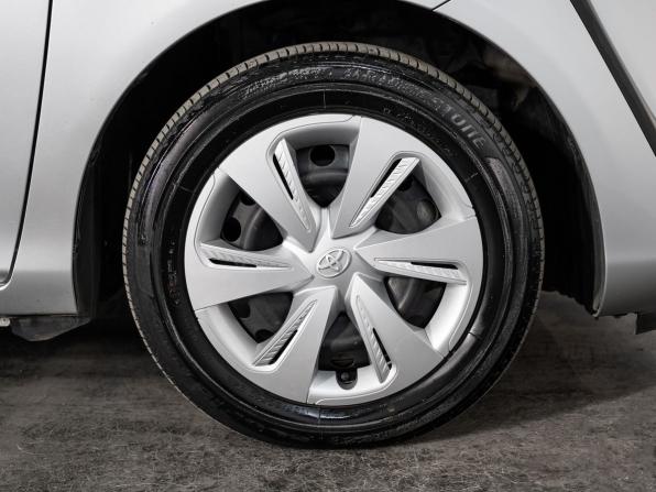 Toyota Sienta II Рестайлинг с пробегом 2019 года, цена 1 630 000 рублей, 37525 км, компактвэн, Автокод Объявления