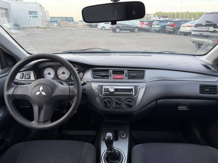 Mitsubishi Lancer IX Рестайлинг Санкт-Петербург  - изображение 9