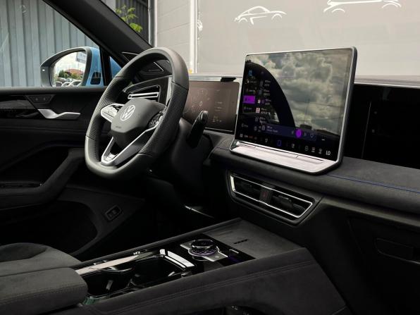 Volkswagen Tiguan III (China Market) с пробегом 2024 года, цена 4 298 500 рублей, 47809 км, внедорожник, Автокод Объявления