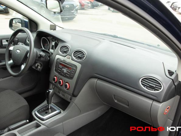 Ford Focus II Рестайлинг с пробегом 2010 года, цена 738 000 рублей, 123333 км, седан, Автокод Объявления