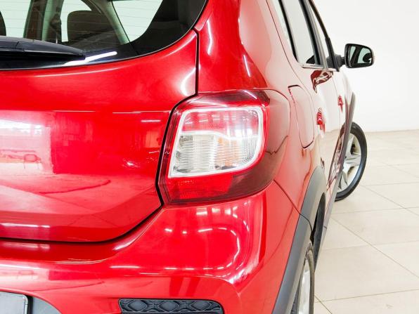 Renault Sandero II Рестайлинг с пробегом 2018 года, цена 1 067 300 рублей, 87225 км, хэтчбек, Автокод Объявления