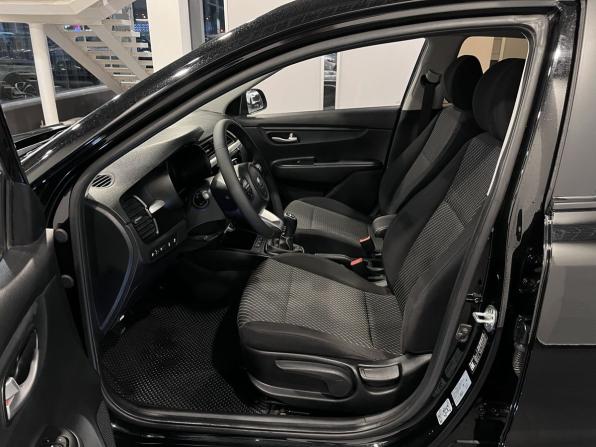 Kia Rio IV с пробегом 2018 года, цена 1 355 000 рублей, 158990 км, хэтчбек, Автокод Объявления