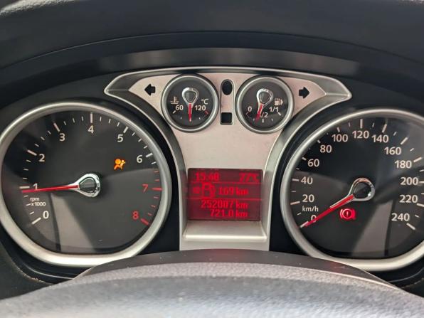 Ford Focus II Рестайлинг с пробегом 2008 года, цена 535 000 рублей, 252005 км, седан, Автокод Объявления
