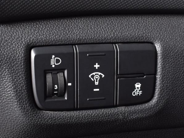 Hyundai Creta I с пробегом 2018 года, цена 1 419 999 рублей, 187132 км, внедорожник, Автокод Объявления