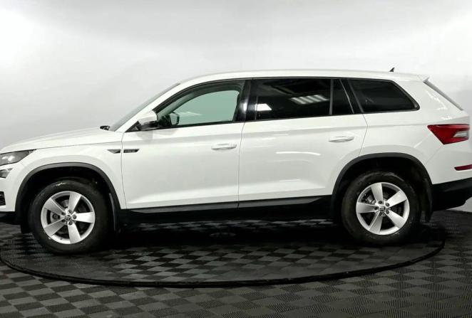 Skoda Kodiaq I с пробегом 2020 года, цена 2 450 000 рублей, 64494 км, внедорожник, Автокод Объявления