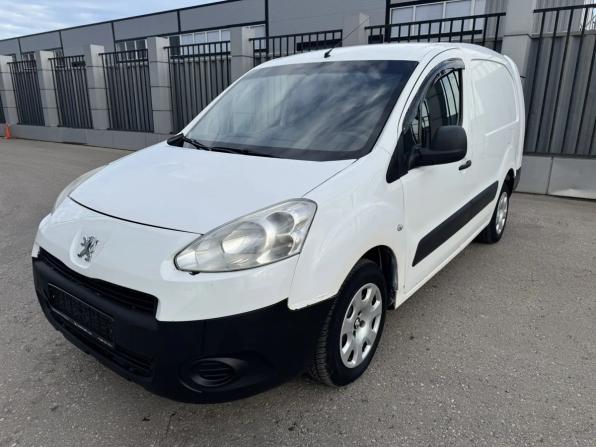 Peugeot Partner II с пробегом 2012 года, цена 455 000 рублей, 243734 км, фургон, Автокод Объявления