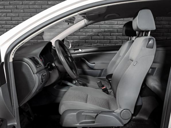 Volkswagen Golf V с пробегом 2008 года, цена 700 000 рублей, 263056 км, хэтчбек, Автокод Объявления