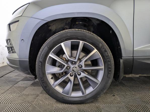 Skoda Karoq I с пробегом 2021 года, цена 2 400 000 рублей, 115292 км, внедорожник, Автокод Объявления