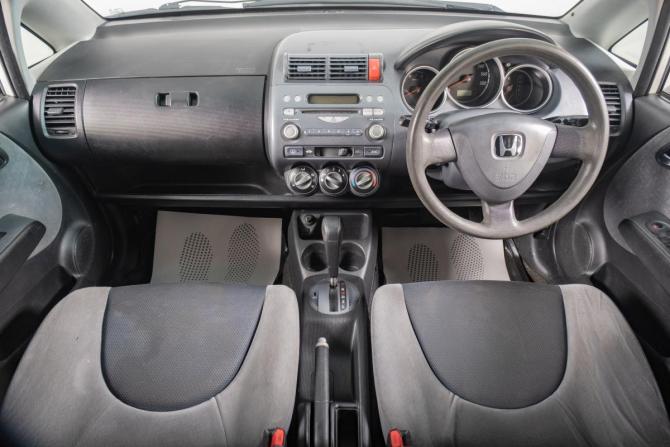 Honda Fit I с пробегом 2002 года, цена 239 000 рублей, 338448 км, хэтчбек, Автокод Объявления
