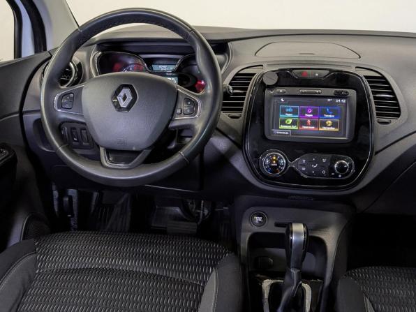 Renault Kaptur I с пробегом 2017 года, цена 1 345 000 рублей, 120482 км, внедорожник, Автокод Объявления