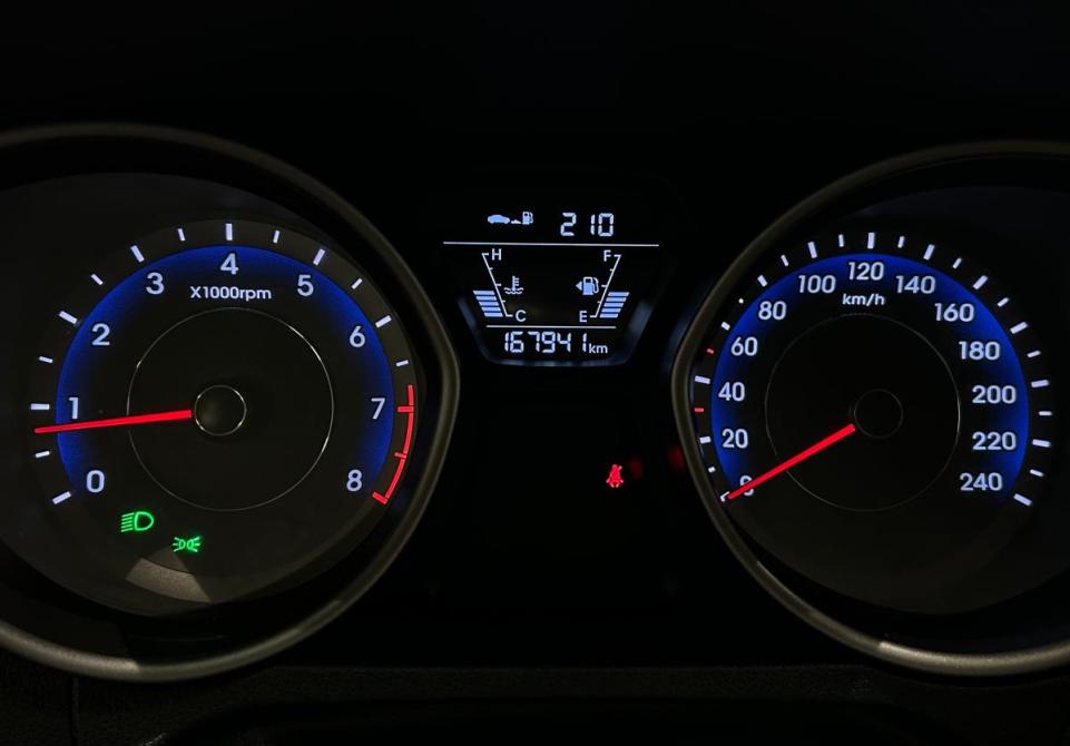 Hyundai Elantra V (MD) Рестайлинг Санкт-Петербург  - изображение 21