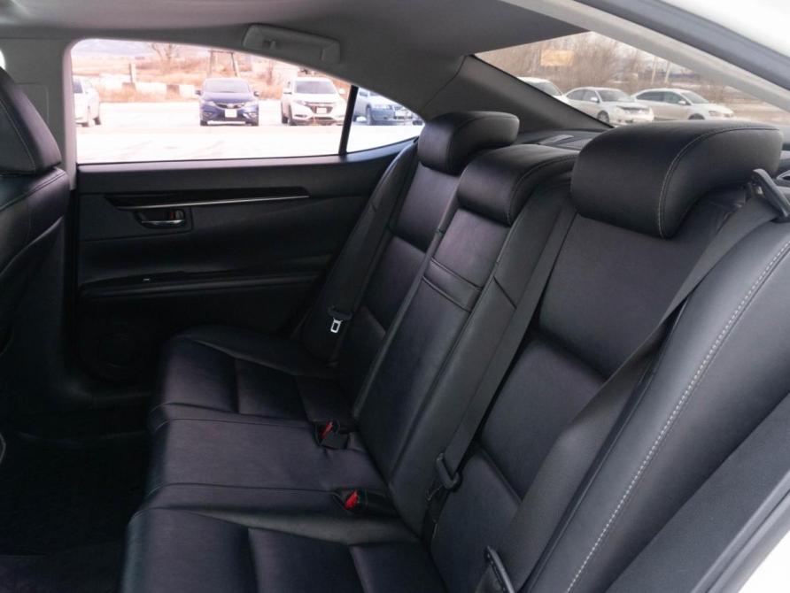 Lexus ES VI Улан-Удэ  - изображение 14