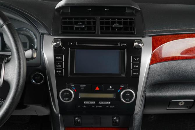Toyota Camry VII (XV50) с пробегом 2013 года, цена 1 649 000 рублей, 336658 км, седан, Автокод Объявления