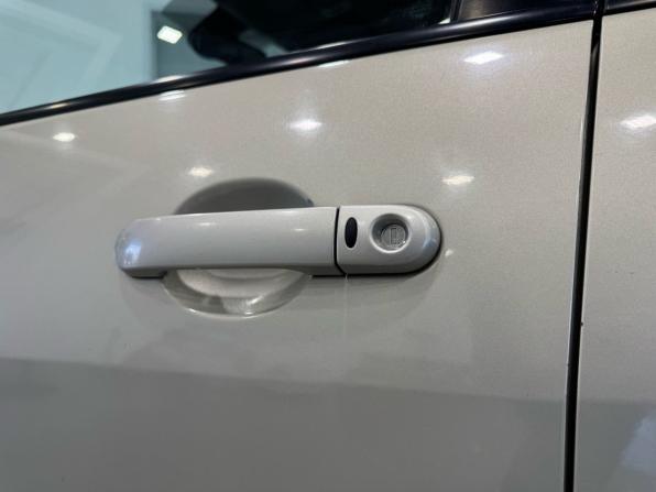 Nissan Tiida I с пробегом 2007 года, цена 545 000 рублей, 203700 км, хэтчбек, Автокод Объявления