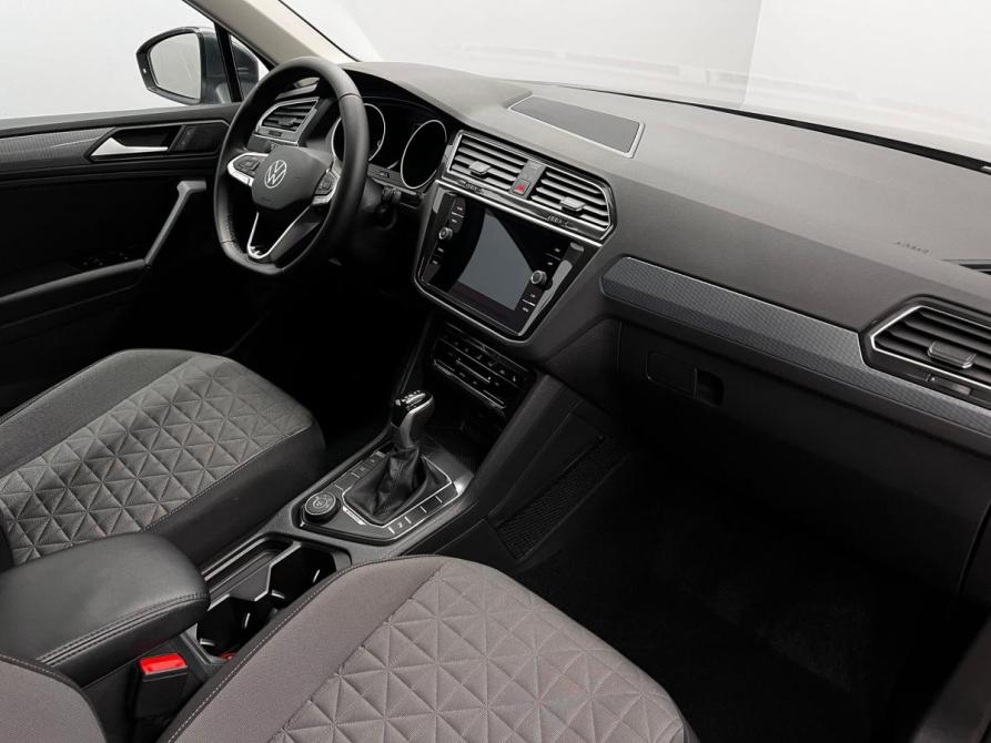 Volkswagen Tiguan II Рестайлинг Санкт-Петербург  - изображение 17