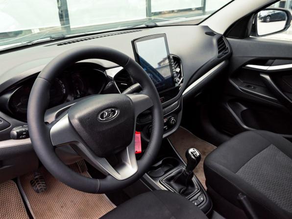 Lada (ВАЗ) Vesta I с пробегом 2017 года, цена 699 000 рублей, 176666 км, седан, Автокод Объявления