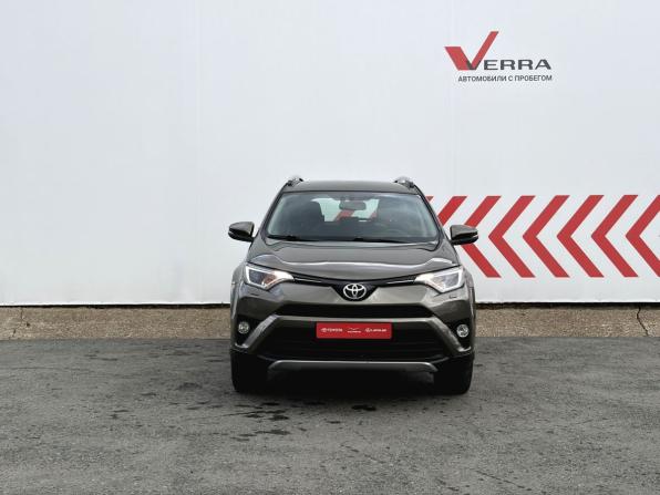 Toyota RAV4 IV (XA40) Рестайлинг с пробегом 2017 года, цена 2 040 000 рублей, 122000 км, внедорожник, Автокод Объявления