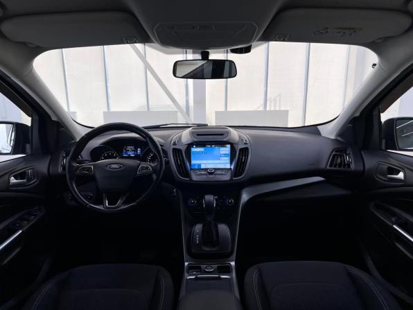 Ford Kuga II Рестайлинг с пробегом 2017 года, цена 1 540 000 рублей, 122813 км, внедорожник, Автокод Объявления