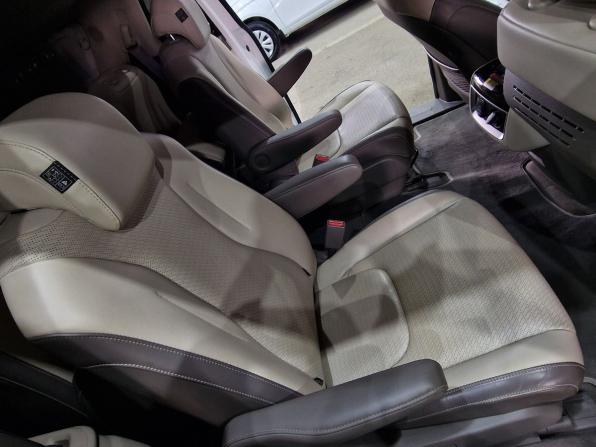 Kia Carnival IV с пробегом 2021 года, цена 3 999 000 рублей, 122350 км, минивэн, Автокод Объявления