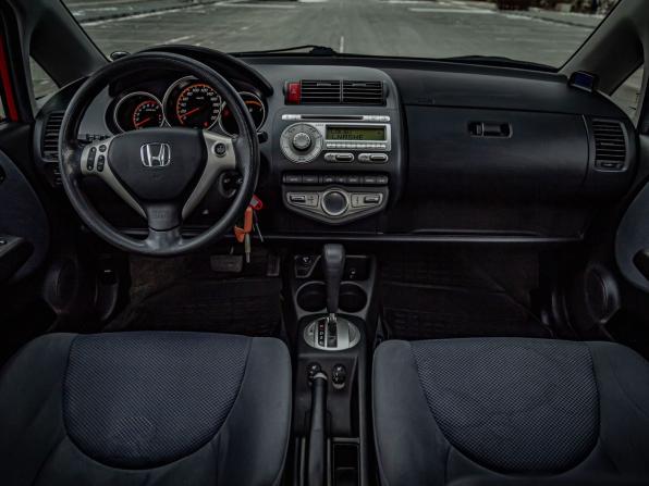 Honda Jazz I Рестайлинг с пробегом 2007 года, цена 599 000 рублей, 102000 км, хэтчбек, Автокод Объявления