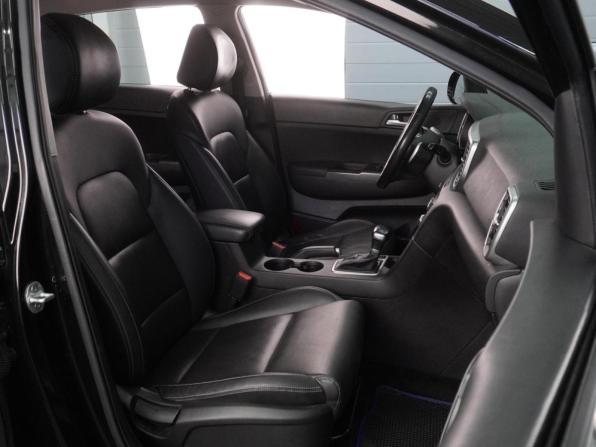 Kia Sportage IV Рестайлинг с пробегом 2019 года, цена 1 844 070 рублей, 162594 км, внедорожник, Автокод Объявления