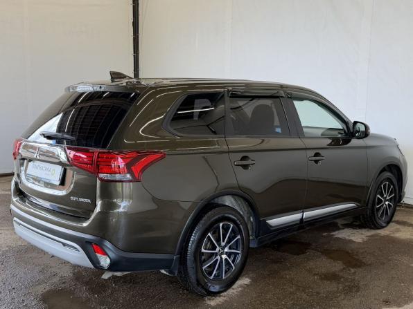 Mitsubishi Outlander III Рестайлинг 3 с пробегом 2018 года, цена 1 880 000 рублей, 97709 км, внедорожник, Автокод Объявления
