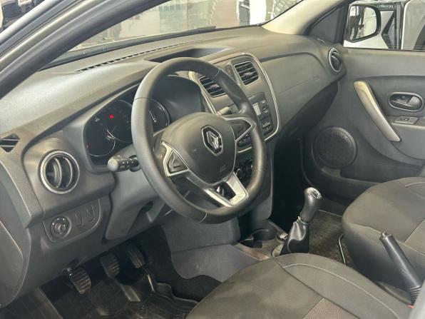 Renault Logan II Рестайлинг с пробегом 2019 года, цена 795 000 рублей, 150000 км, седан, Автокод Объявления