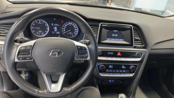 Hyundai Sonata VII (LF) Рестайлинг с пробегом 2018 года, цена 1 749 000 рублей, 73991 км, седан, Автокод Объявления