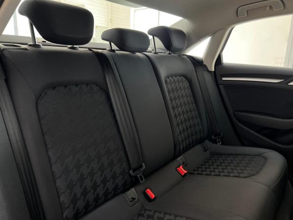 Audi A3 III (8V) с пробегом 2015 года, цена 1 580 000 рублей, 130684 км, седан, Автокод Объявления