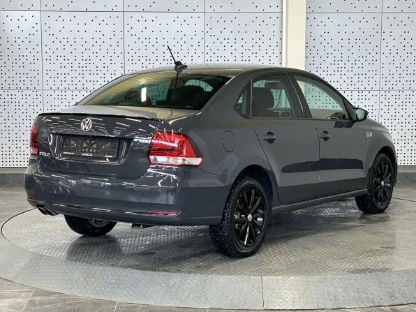 Volkswagen Polo V Рестайлинг с пробегом 2018 года, цена 510 000 рублей, 122499 км, седан, Автокод Объявления