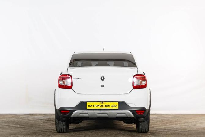 Renault Logan II Рестайлинг с пробегом 2022 года, цена 1 229 000 рублей, 216000 км, седан, Автокод Объявления