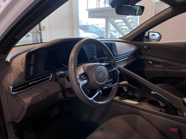 Hyundai Elantra VII (CN7) с пробегом 2021 года, цена 2 090 000 рублей, 107964 км, седан, Автокод Объявления