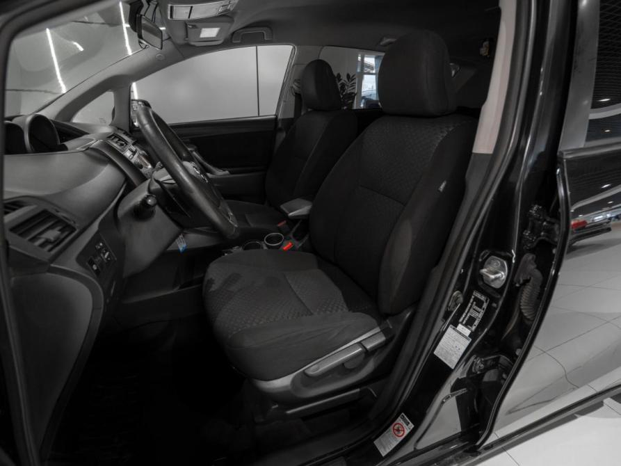Toyota Verso I Москва  - изображение 9