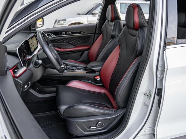Geely Coolray I Рестайлинг с пробегом 2023 года, цена 2 189 000 рублей, 24990 км, внедорожник, Автокод Объявления