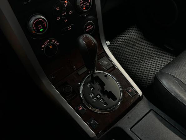 Suzuki Grand Vitara II с пробегом 2006 года, цена 650 000 рублей, 228240 км, внедорожник, Автокод Объявления