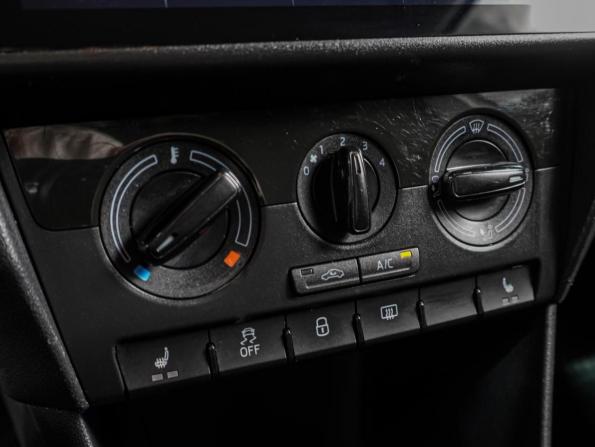 Skoda Rapid I Рестайлинг с пробегом 2019 года, цена 1 059 000 рублей, 120433 км, лифтбек, Автокод Объявления