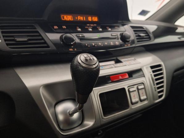 Honda FR-V с пробегом 2006 года, цена 449 000 рублей, 280000 км, минивэн, Автокод Объявления
