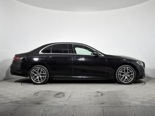 Mercedes-Benz E-Класс V (W213 S213 C238) Рестайлинг с пробегом 2020 года, цена 3 714 000 рублей, 136766 км, седан, Автокод Объявления