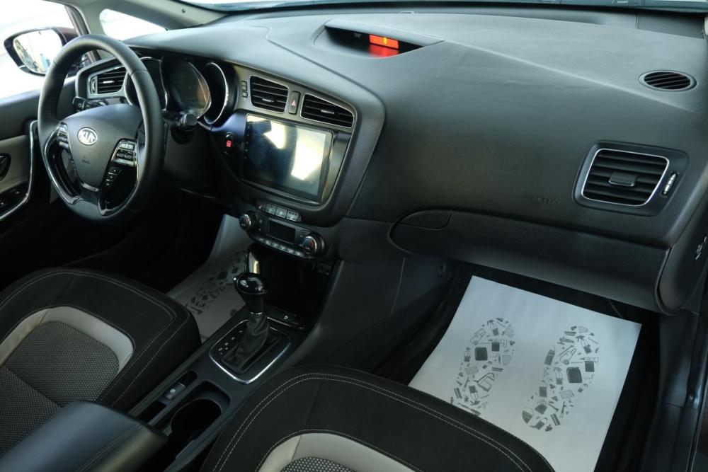 Kia Ceed II Омск  - изображение 18