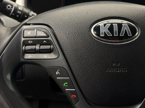 Kia Ceed II Рестайлинг с пробегом 2016 года, цена 1 299 000 рублей, 189742 км, универсал, Автокод Объявления