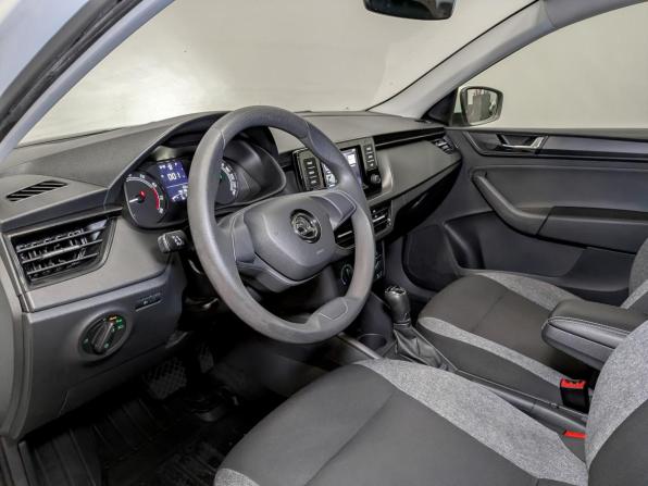Skoda Rapid II с пробегом 2021 года, цена 1 245 000 рублей, 190196 км, лифтбек, Автокод Объявления