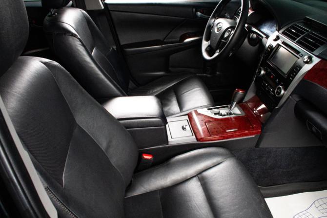 Toyota Camry VIII (XV70) с пробегом 2013 года, цена 1 659 000 рублей, 229856 км, седан, Автокод Объявления