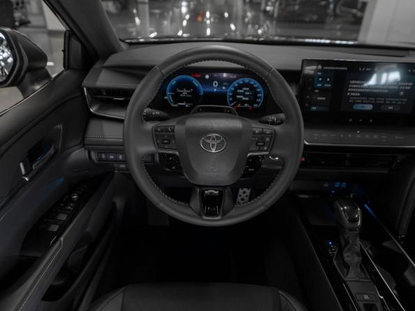 Toyota Camry IX (XV80) China Market с пробегом 2026 года, цена 4 100 000 рублей, 50 км, седан, Автокод Объявления