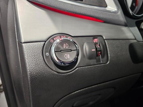 Opel Mokka I с пробегом 2013 года, цена 1 499 000 рублей, 52178 км, внедорожник, Автокод Объявления