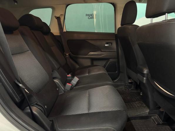 Mitsubishi Outlander III Рестайлинг 2 с пробегом 2016 года, цена 1 630 000 рублей, 200300 км, внедорожник, Автокод Объявления