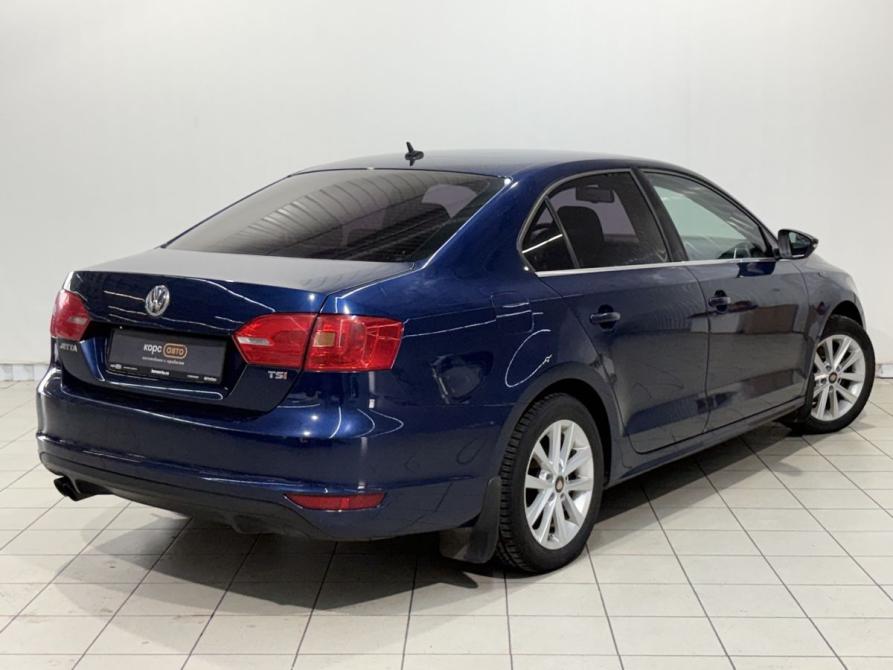 Volkswagen Jetta VI Курск  - изображение 3