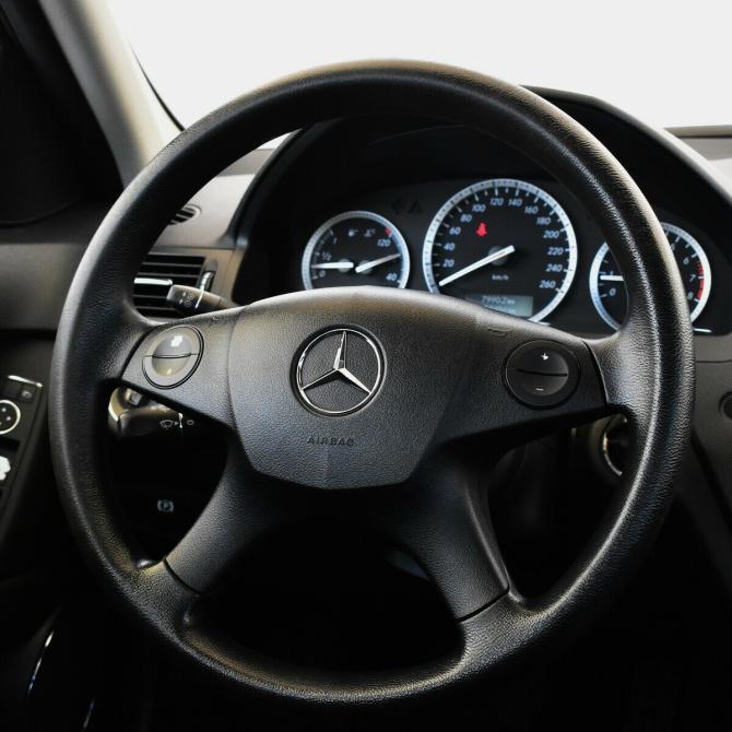 Mercedes-Benz C-Класс III (W204) Москва  - изображение 8