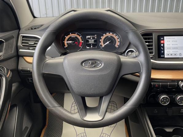 Lada (ВАЗ) Vesta I Рестайлинг (NG) с пробегом 2024 года, цена 1 257 000 рублей, 58459 км, седан, Автокод Объявления