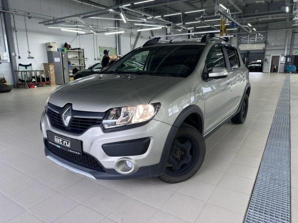 Renault Sandero II с пробегом 2018 года, цена 948 000 рублей, 170204 км, хэтчбек, Автокод Объявления