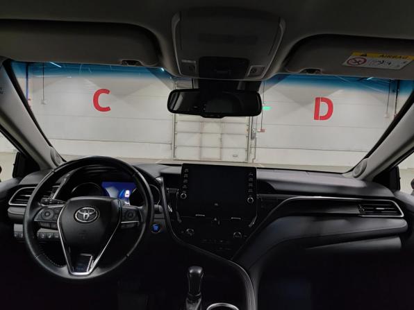 Toyota Camry VIII (XV70) Рестайлинг с пробегом 2021 года, цена 3 390 000 рублей, 27680 км, седан, Автокод Объявления